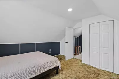 235 N Kings Avenue, Massapequa, NY 11758 - Photo 13
