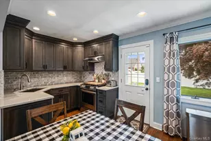 235 N Kings Ave, Massapequa, NY 11758 - Photo 7
