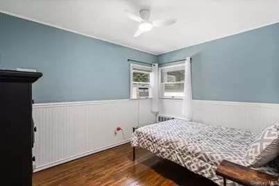 235 N Kings Avenue, Massapequa, NY 11758 - Photo 11