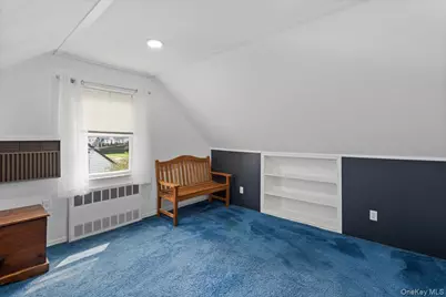 235 N Kings Avenue, Massapequa, NY 11758 - Photo 15