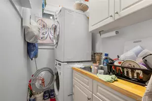124 Pelham St, Mamaroneck, NY 10543 - Photo 23