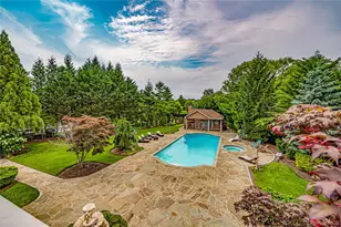 26 The Helm, East Islip, NY 11730 - Photo 41