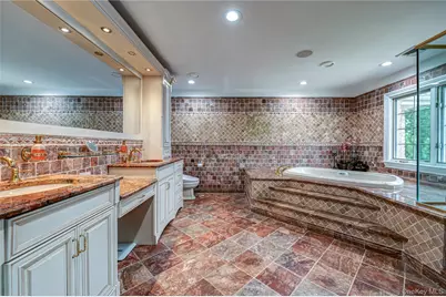 26 The Helm, East Islip, NY 11730 - Photo 27