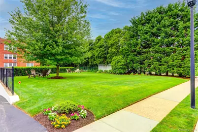 101 2nd Street #B11, Garden City, NY 11530 - Photo 15