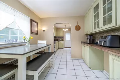 123 Centre Avenue, East Rockaway, NY 11518 - Photo 17