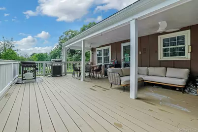24 Westerly Lane, Thornwood, NY 10594 - Photo 11