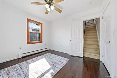 31 Martha Street, Freeport, NY 11520 - Photo 15