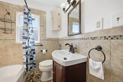 31 Martha Street, Freeport, NY 11520 - Photo 13