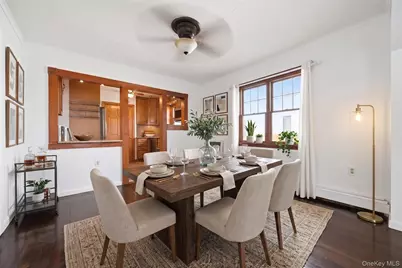 31 Martha Street, Freeport, NY 11520 - Photo 9
