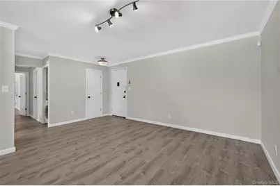 175 Maple Avenue #2M, Westbury, NY 11590 - Photo 5