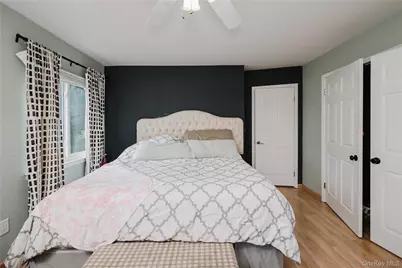 148 Newport Road, Yonkers, NY 10710 - Photo 13