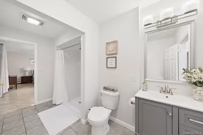 1116 Linden Street, Valley Stream, NY 11580 - Photo 17