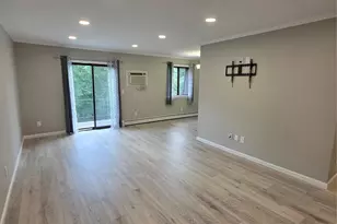 2104 Cherry Hill Dr, Poughkeepsie, NY 12603 - Photo 17