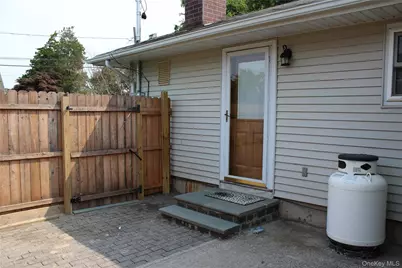 92 Lombardy Drive, Shirley, NY 11967 - Photo 15