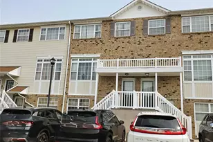 142 Mermaid Ln, Bronx, NY 10473 - Photo 3