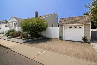 39 Vinton Street, Long Beach, NY 11561 - Photo 3