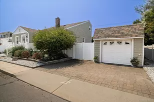 39 Vinton St, Long Beach, NY 11561 - Photo 3
