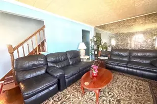 1112 McKenna Pl, Uniondale, NY 11553 - Photo 9