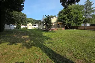 33 Elmwood Ave, Selden, NY 11784 - Photo 41