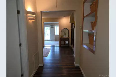 33 Elmwood Avenue, Selden, NY 11784 - Photo 21
