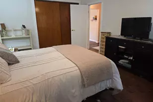 33 Elmwood Ave, Selden, NY 11784 - Photo 25