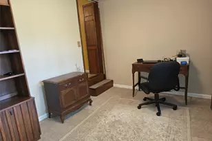 33 Elmwood Ave, Selden, NY 11784 - Photo 31