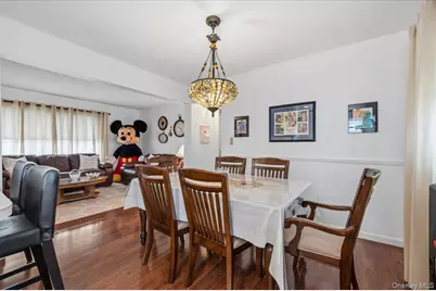 210 N 5th Street, Bethpage, NY 11714 - Photo 11