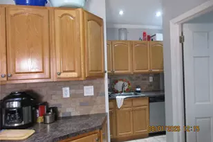 67-43 79th St, Middle Village, NY 11379 - Photo 5