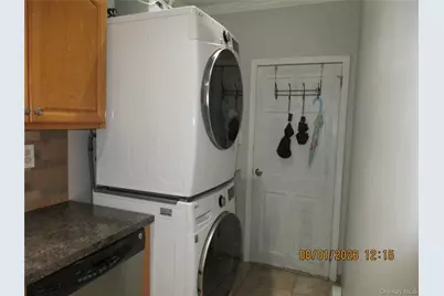 67-43 79th Street, Middle Village, NY 11379 - Photo 7