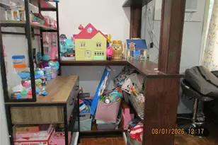 67-43 79th St, Middle Village, NY 11379 - Photo 15