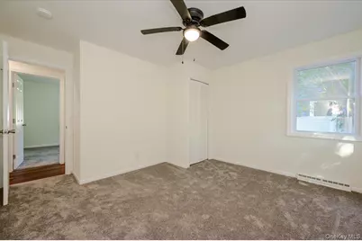 17 Lake Prom, Ronkonkoma, NY 11779 - Photo 15