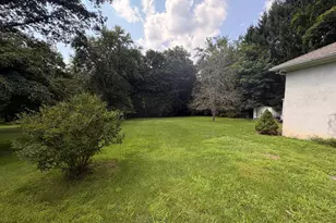 110 Baron De Hirsch Rd, Crompond, NY 10517 - Photo 19