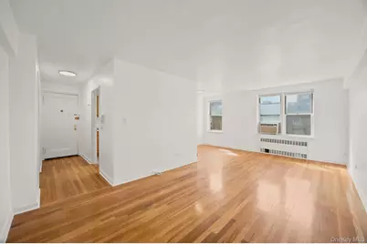 67-07 Yellowstone Boulevard #6F, Forest Hills, NY 11375 - Photo 11