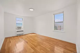 67-07 Yellowstone Blvd, Forest Hills, NY 11375 - Photo 15