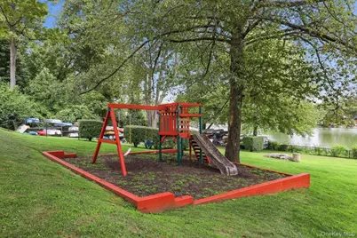 5 Whitehall Road #1L, Eastchester, NY 10709 - Photo 23