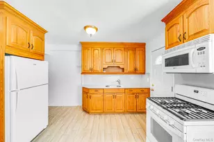 24-44 Ericsson St, East Elmhurst, NY 11369 - Photo 13