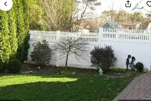 5 Norway Pine Dr, Medford, NY 11763 - Photo 7