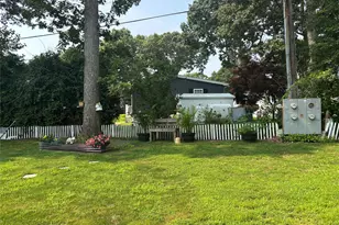 1661 Old Country Rd, Riverhead, NY 11901 - Photo 7