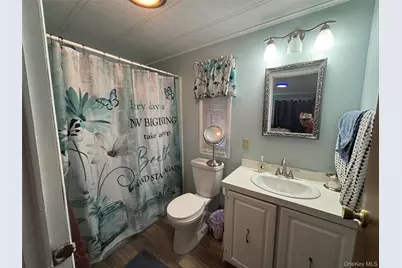 1661 Old Country Road #454, Riverhead, NY 11901 - Photo 31