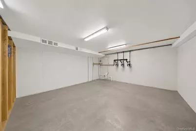 61-49 Grand Avenue, Maspeth, NY 11378 - Photo 17