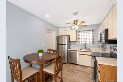 116 Westend Avenue #4, Freeport, NY 11520 - Photo 15