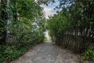 25 Cottage Rd, Calverton, NY 11933 - Photo 29