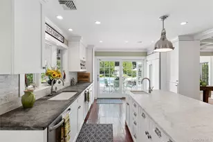 245 Meadows W, Bridgehampton, NY 11932 - Photo 13