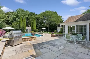 245 Meadows W, Bridgehampton, NY 11932 - Photo 35