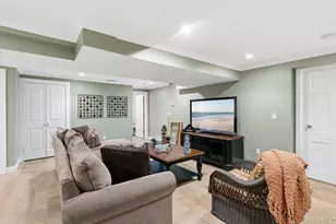 245 Meadows W, Bridgehampton, NY 11932 - Photo 29