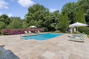 245 Meadows W, Bridgehampton, NY 11932 - Photo 37