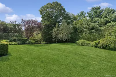 245 Meadows W, Bridgehampton, NY 11932 - Photo 39