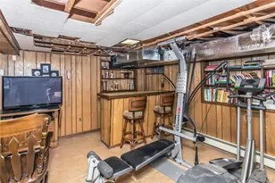 1761 Harold Ave, Wantagh, NY 11793 - Photo 39