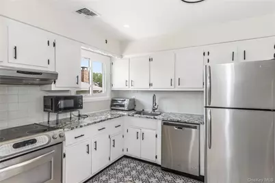 1761 Harold Avenue, Wantagh, NY 11793 - Photo 33