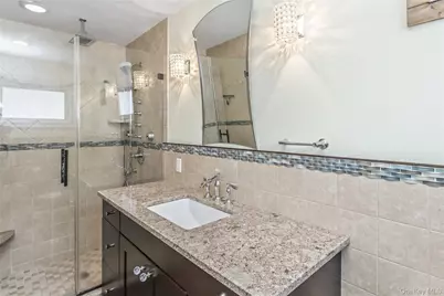 1761 Harold Avenue, Wantagh, NY 11793 - Photo 19